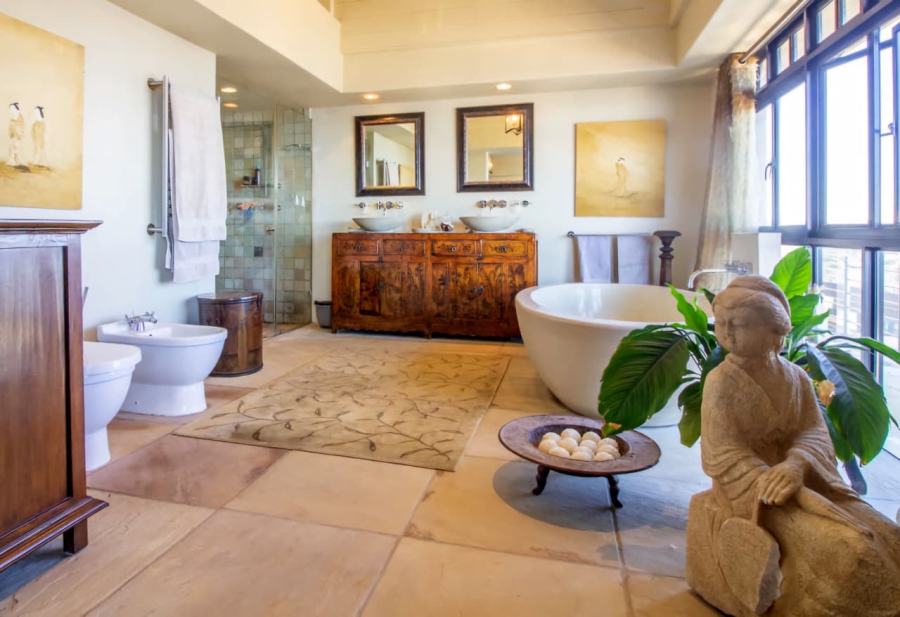 8 Bedroom Property for Sale in Oubaai Western Cape